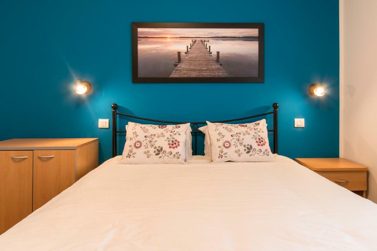 Nala Apartment โรวีน ภายนอก รูปภาพ