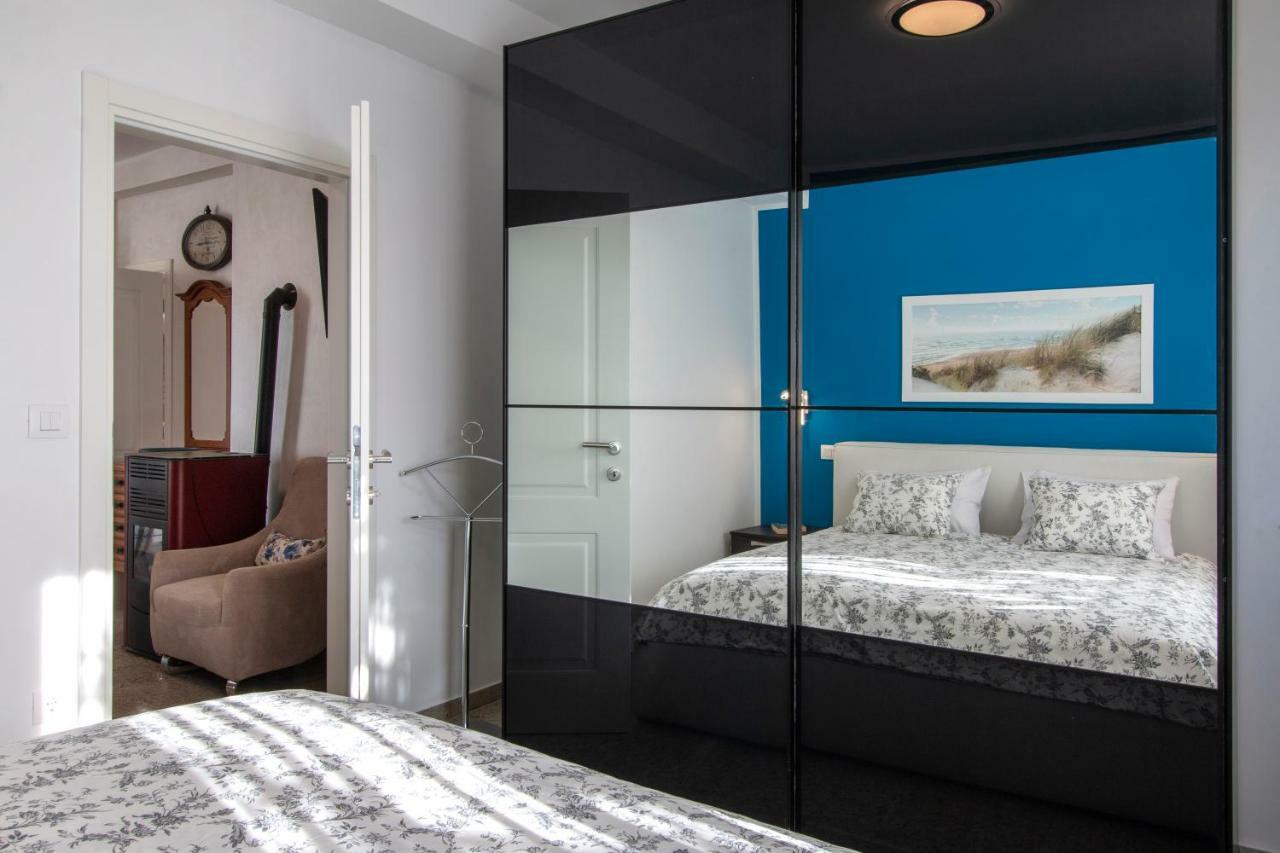 Nala Apartment โรวีน ภายนอก รูปภาพ